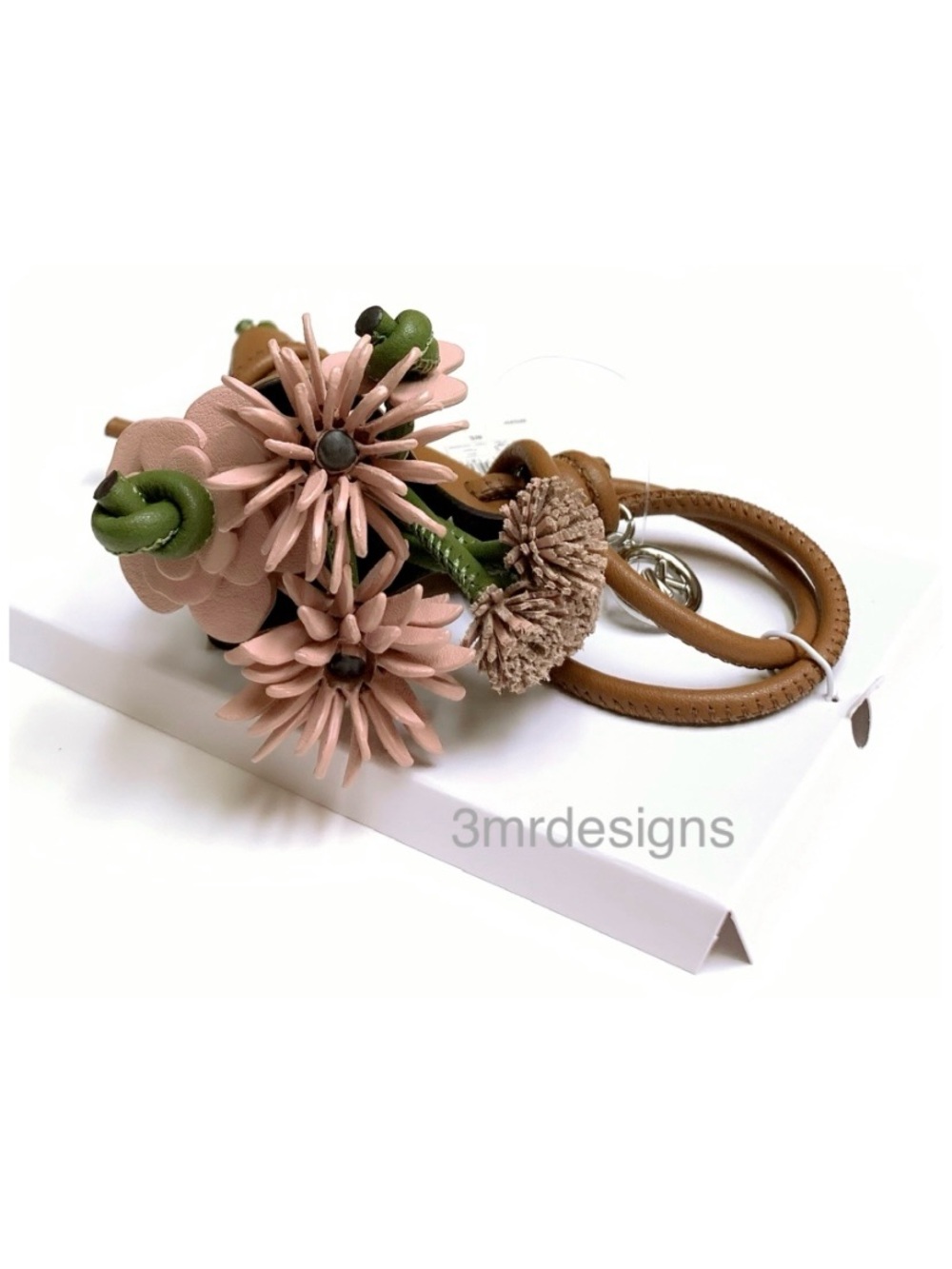 NWT MICHAEL KORS Smooth Leather Floral Bouquet Leather Loop Bag Charm/Key Chain - Picture 3 of 11